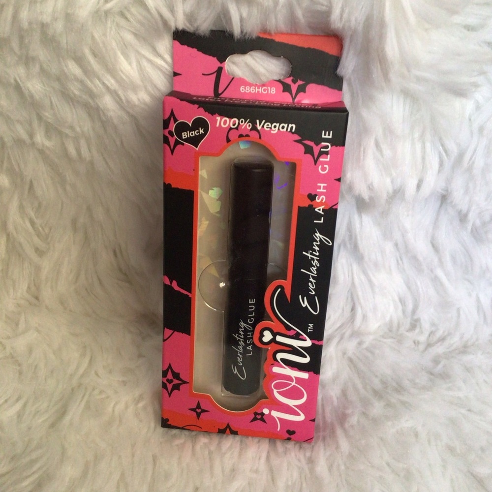 💥8=$20 Ioni Black Lash Glue